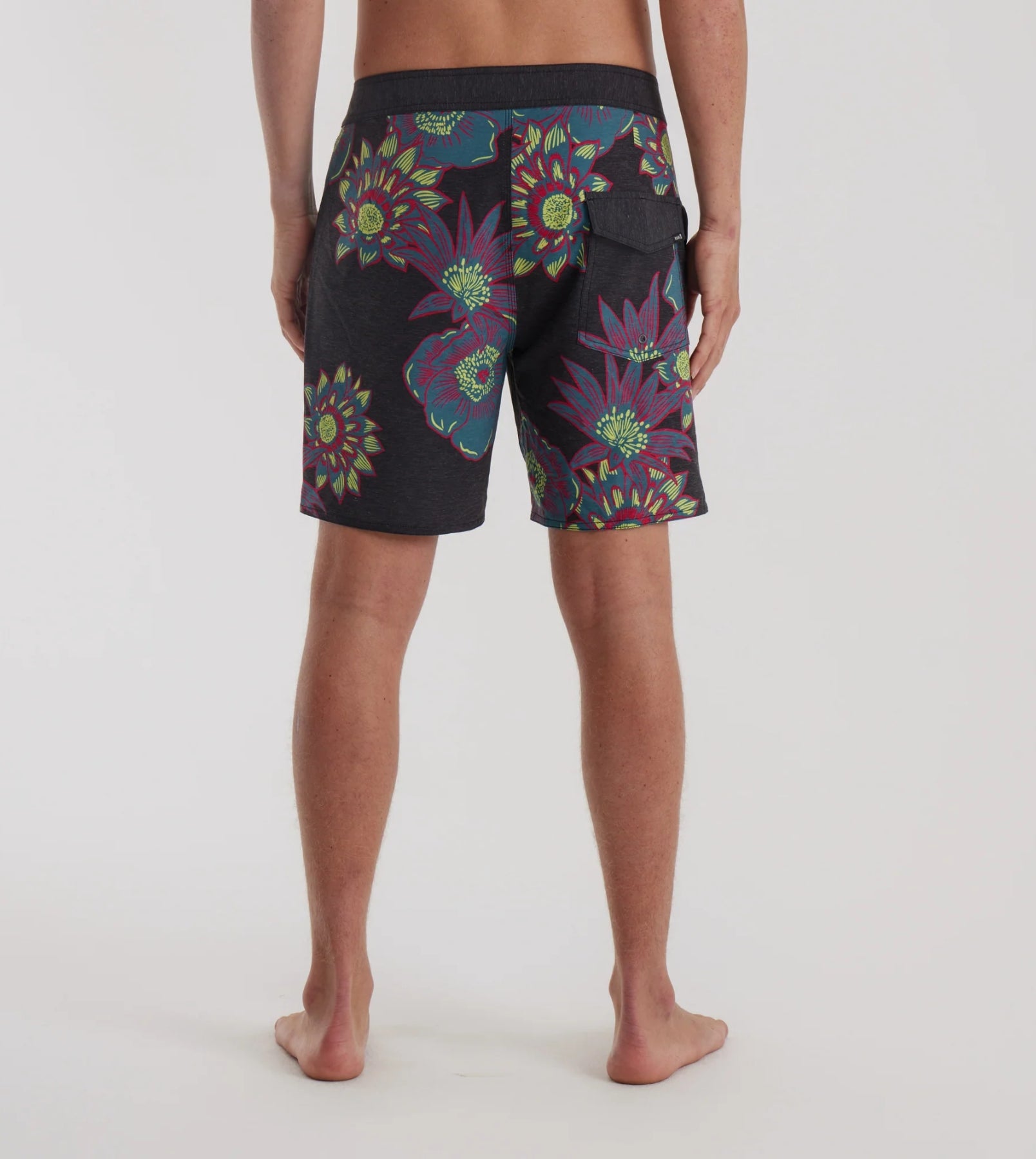 Passage Boardshorts 17"