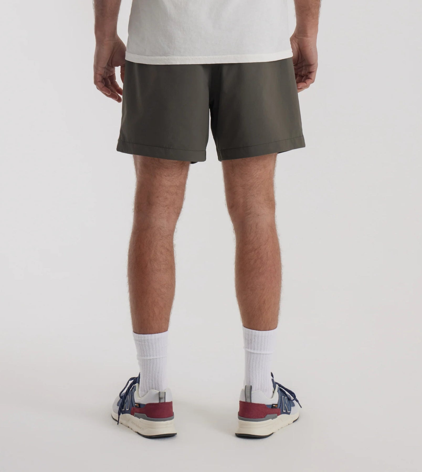 Happy Camper Shorts 16"