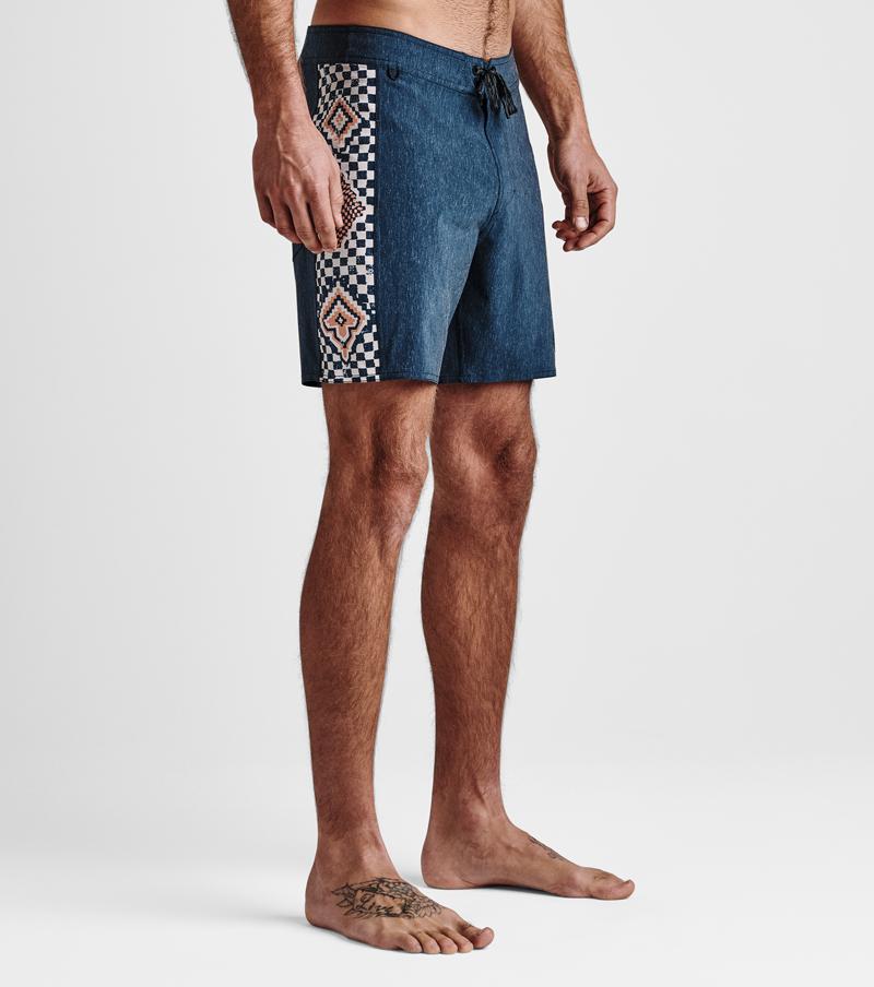 Passage Scarab 17" Boardshorts Roark