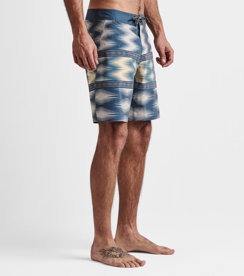 Passage Tremors Boardshorts 19" Roark