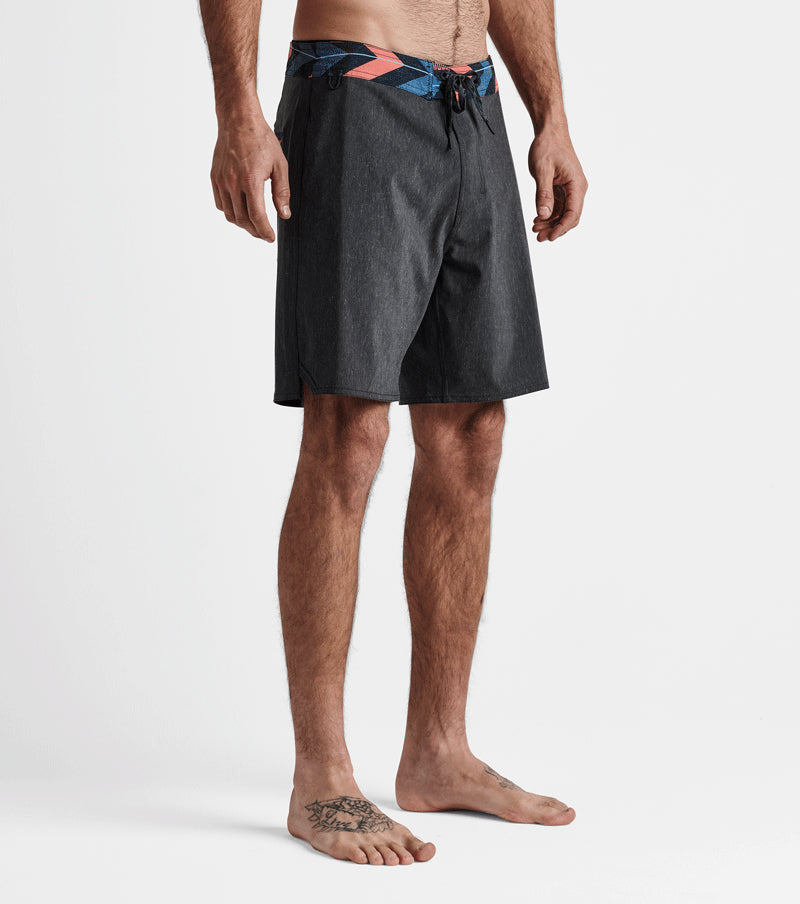 Passage Oscura Boardshorts 18" Roark