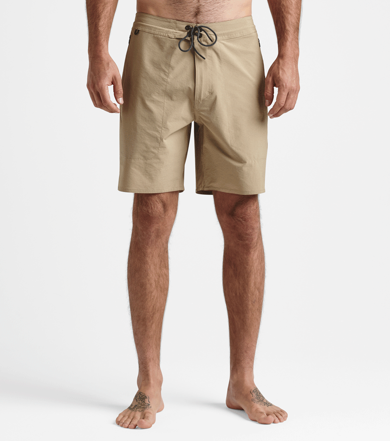 Layover Trail 3.0 18'' Travel Short Packable Roark